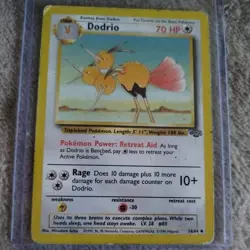 Dodrio 34/64 Jungle Expansion Pokemon Card 1999 comes in a Toploader sleeve - Image 3