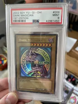 Yugioh Dark Magician 1st Ed. Ultra Rare SDY-006 Starter Deck Yugi PSA 9 - Image 2