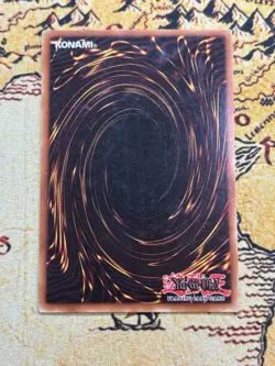 Yugioh B. Skull Dragon MRD-018 Ultra Rare Unlimited LP Slight Fade - Image 4