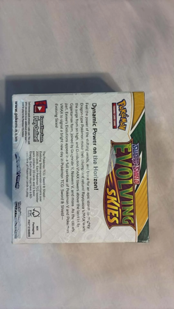 Pokemon TCG Sword and Shield Evolving Skies Booster (178-80877) 820650818776 - Image 4