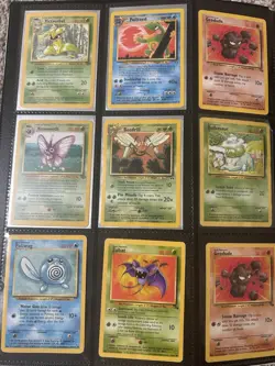 Pokemon TCG Vintage 90 card Binder Lot - Image 2