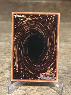 Yu-Gi-Oh! Blue-Eyes White Dragon LC01-EN004 Quarter Century Secret Limited Ed NM - Image 3