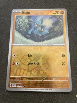 Riolu Reverse Holo NM SV1 112/198 Scarlet & Violet Pokemon Card - Image 1