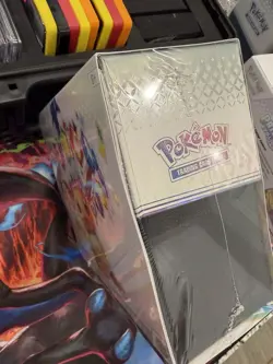 Pokemon Prismatic Evolutions Elite Trainer Box Eevee small tear - Image 5