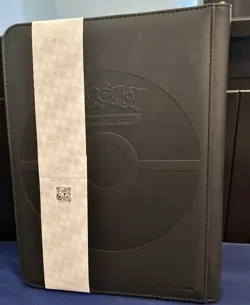 Ultra PRO Elite Series - Pikachu 9-Pocket Zippered Binder for Pokemon TCG - Image 2