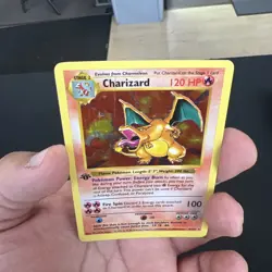 1st Edition Shadowless Charizard Base Set 4/102 Holo 1999 Pokemon - Image 2