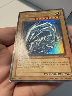 Yugioh! 2002 Blue Eyes White Dragon SDK-001 1st Edition Ultra Rare - Image 5