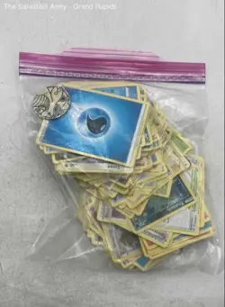 Pokemon TCG Multicolor Collectible Trading Gaming Cards Mixed Lot - Image 5