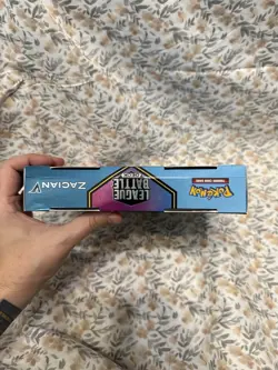 Pokemon TCG: Zacian V League Battle Deck Trading Card Games 820650807978 - Image 4