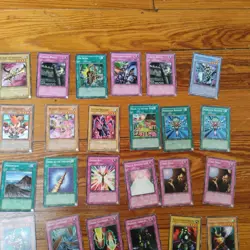 Yugioh Card Lot Of 61 Wind Earth Dark Light Fire Trap Spell - Image 4