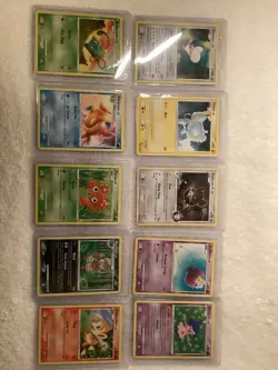 Lot 2009 Pokemon 10 Cards .(G2) - Image 1