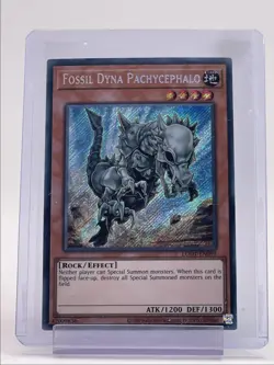 FOSSIL DYNA PACHYCEPHALO 2008 YU-GI-OH! LIGHT OF HOLO SECRET RARE Q4385 - Image 1