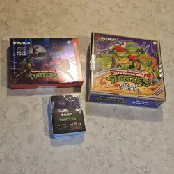 Magic: Gathering TMNT Pizza Bundle, Collector Booster & Shredder Collector Tin - Image 1