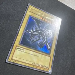YUGIOH RED-EYES B. DRAGON LOB-070 ULTRA UNLIMITED ED MP - Image 2