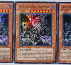 Yugioh 3x Grapha, Dragon Lord Of Dark World SDGU-EN001 Ultra 1st Ed NM Playset - Image 5