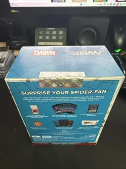 Magic The Gathering MTG Marvel’s SPIDER-MAN Amazing Fantasy Gift Bundle - Image 2