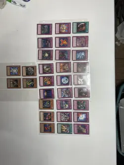 LOT OF 85 YUGIOH CARDS - Image 2