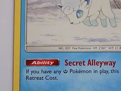 Alolan Vulpix 53/214 Sun & Moon Lost Thunder Pokemon - Image 3