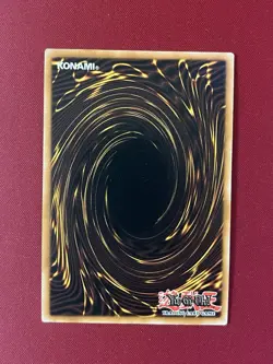 Konami Red-Eyes Darkness Dragon SD1-EN001 Dragon's Roar 1st Ed Ultra Rare Engli… - Image 2