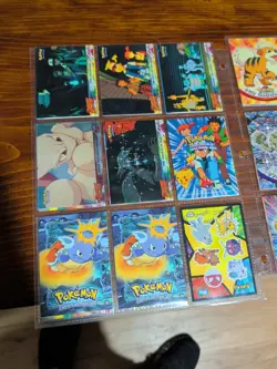 Pokemon TOPPS Card Lot - Image 1