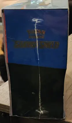 Pokemon TCG Sword Shield Zamazenta Elite Trainer Box - Image 4