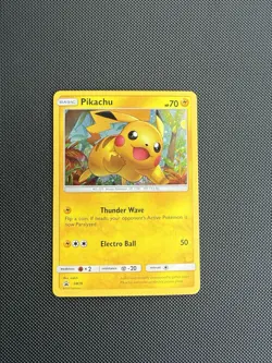 Pokemon Pikachu Black Star Holo Promo #SM76 2017 - LP - Image 1