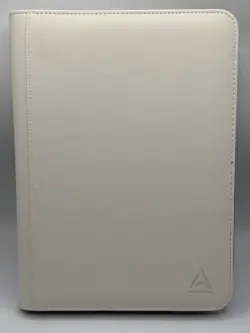 White 9-Pocket Zipper Card Binder, Holds 360 Cards, PU Leather, Side Load - Image 1
