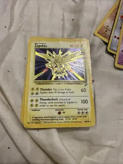 1999 Zapdos Holo Base Set 20/130 WOTC Vintage Pokemon Card – OG Icon! - Image 1