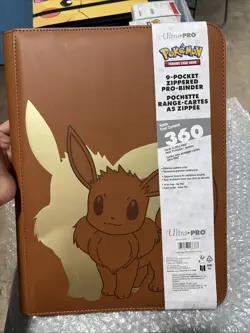 Ultra PRO - Elite Eevee 9-Pocket Zippered PRO-Binder for Pokemon - Image 4
