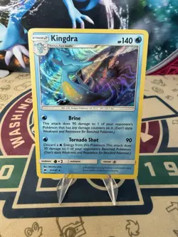 Pokemon TCG Kingdra 31/147 Holo Rare SM Burning Shadows - Image 1
