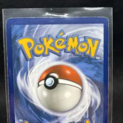 Pokemon Guzma Trainer Full Art Burning Shadows 143/147 - Image 4