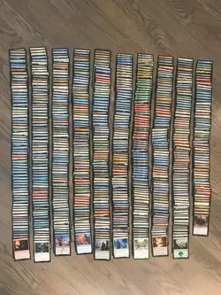 Magic: the Gathering 775 Unique Card Lot with 25 Rares with no Duplicates! - Image 2