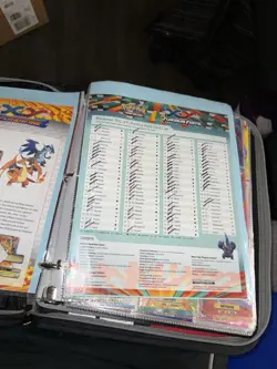 Big Binder Pokemon Cards Lot Vintage Cards (170 Cards) Binder Included - Image 4