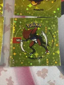 2001 Taps Gold Holo Kabutops Kabuto Omaster omanyte Pog Stickers Pokemon Non-TCG - Image 4
