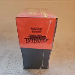 Vivid Voltage Elite Trainer Box ETB Pokemon Sword & Shield Pokemon TCG - Sealed - Image 4