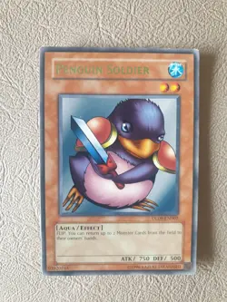 YUGIOH PENGUIN SOLDIER RARE (GREEN) DL09-EN002 NM - Image 1