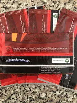 Pokemon / Pokemon 2025 McDonalds 5 UNOPENED Packs EACH CONTAINS 4 Cards. - Image 3
