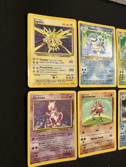 Vintage Pokemon card lot Base Set Blastoise, Venusaur, Mewtwo and more! HP/Dmg - Image 3