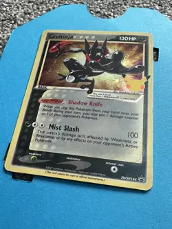 Greninja Gold Star SWSH144 Pokemon TCG Celebrations Pokemon Black Star Promo - Image 2