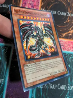 Yu-Gi-Oh! Red-Eyes Darkness Metal Dragon SDDC-EN013 1st Edition Common NM - Image 2