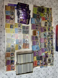 Pokemon Cards Bulk Cards, 160 Holo/reverse Holo Cards,30 Trick Or Treat Packs - Image 1