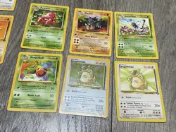 Lot of 24 Jungle Set Pokemon Cards - Image 5