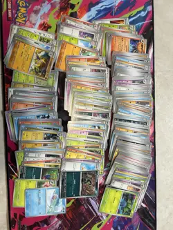 Bulk Pokemon cards! Full Art, Foil, Promo, Reverse, Common. Charizard UPC Accs - Image 4
