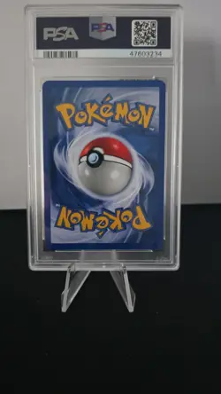 Pokemon Neo Discovery Smeargle 11/75 PSA 8 - Image 2