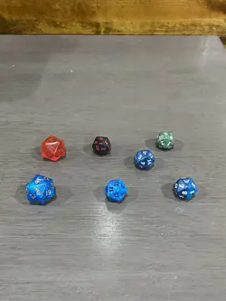 Lot of 7 Magic The Gathering 20 Sided Dice D20 Spindown Life Counters 2 XL 5 Reg - Image 2