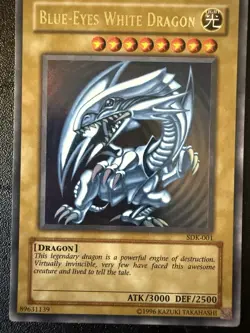Yugioh Blue-Eyes White Dragon Starter Deck: Kaiba SDK-001 Unlimited Ultra Rare - Image 1