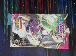 Pokemon TCG: Sword & Shield - Fusion Strike Booster Box - 36 Packs Sealed 820650819162 - Image 4