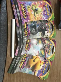 Pokemon Sword & Shield Vivid Voltage Sleeved Booster Pack Full Art Set (4 Packs) 820650807497 - Image 1