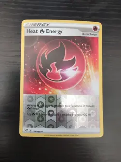 2020 Pokemon Heat Energy 174/189 Swsh03: Darkness Ablaze Reverse Holo - Image 1