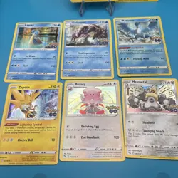 Radiant Charizard POKEMON GO HOLO RARE Lot X8 (NM) Pokemon - Image 3